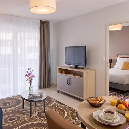 Zenitude Hotel-residences Prestige 3* Perpignan